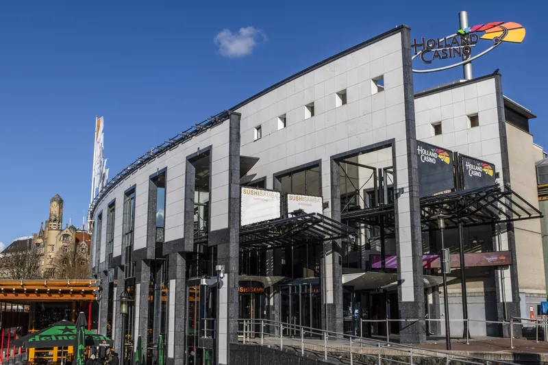 Entree van Holland Casino Amsterdam Centrum overdag